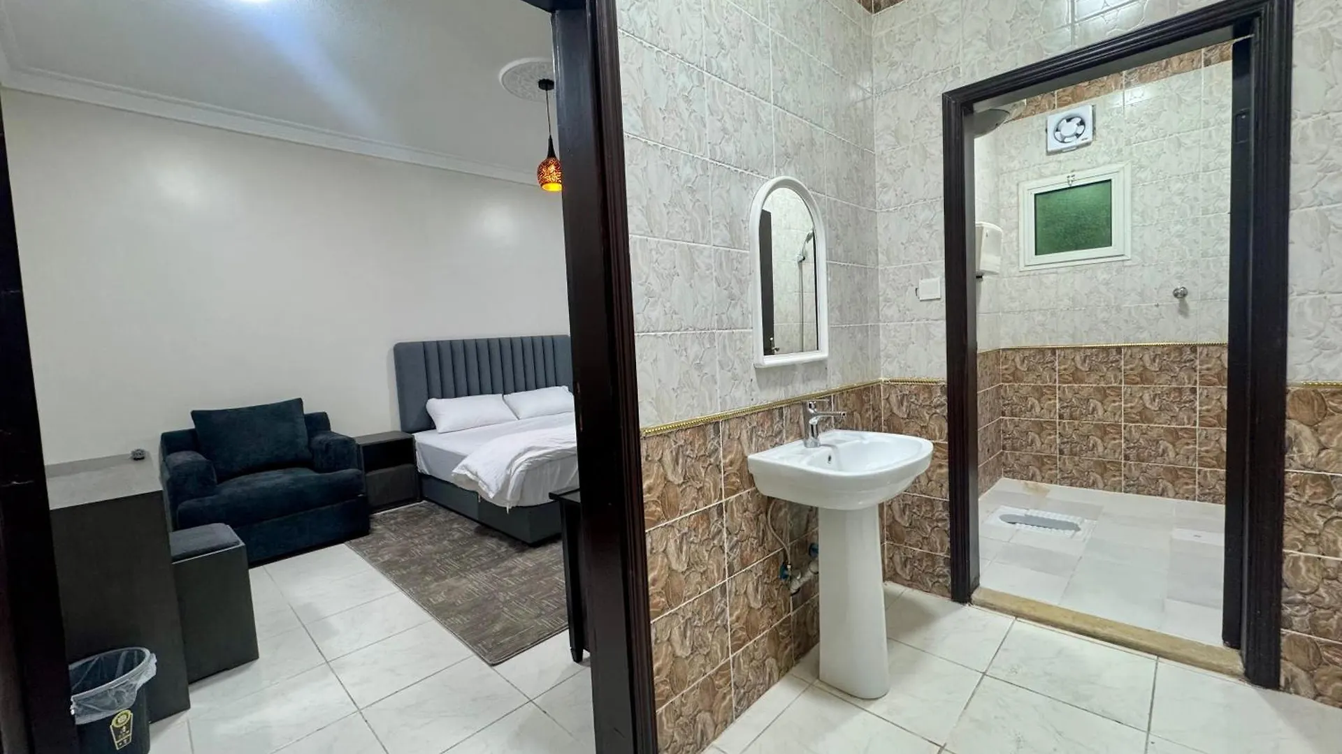 Homestay غرفة مزدوجة مدخل خاص دخـول ذاتي Private Room Riyadh