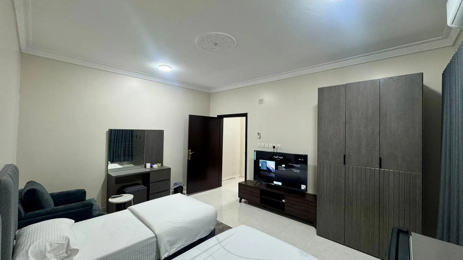 غرفة مزدوجة مدخل خاص دخـول ذاتي Private Room Riyadh Homestay