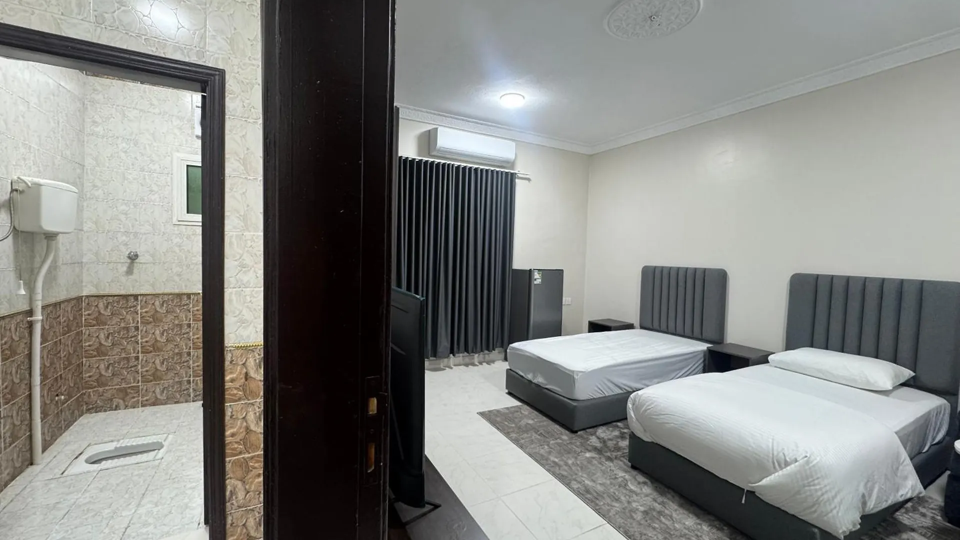 غرفة مزدوجة مدخل خاص دخـول ذاتي Private Room Riyadh 0*,